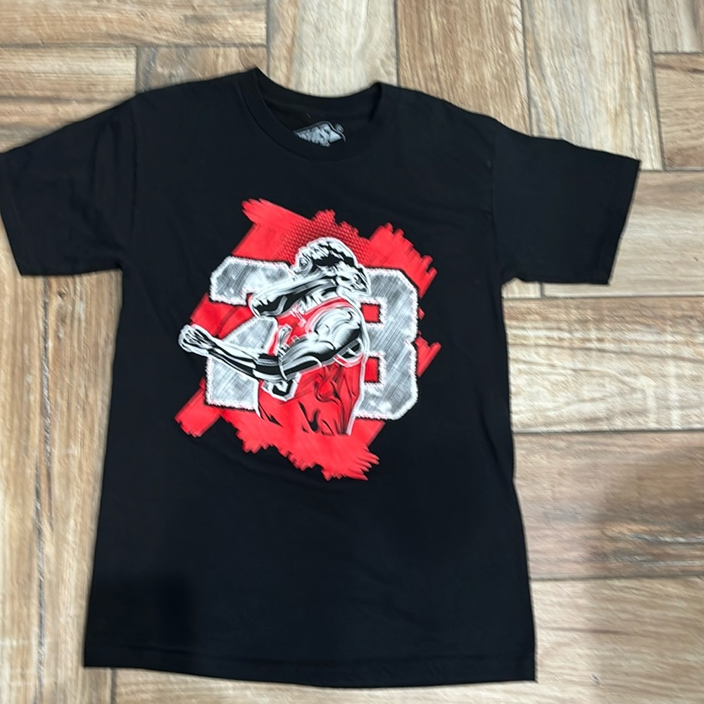 New without tags men’s Snelos Michael Jordon 23 basketball tee shirt small
